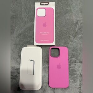 Bundle Apple iPhone 16 Pro Max Silicone Case